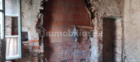 3 rooms Apartment in Carugo, Italy No. 359278 17