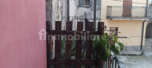 3 rooms Apartment in Carugo, Italy No. 359278 8