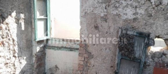 3 rooms Apartment in Carugo, Italy No. 359278 16