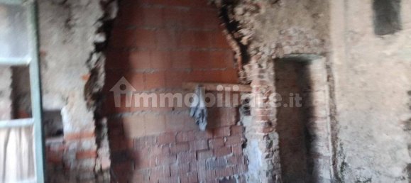 3 rooms Apartment in Carugo, Italy No. 359278 15