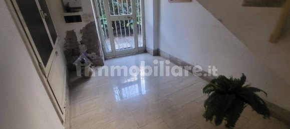 Ático de 2 dormitorios en Rome, Italy No. 26925 2