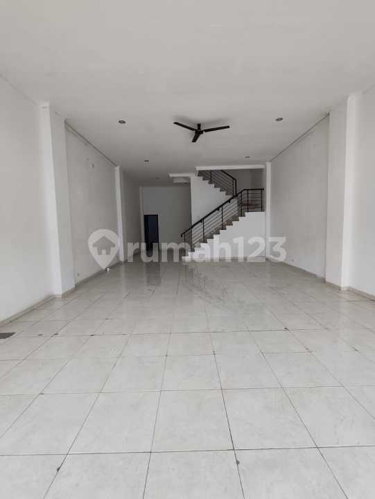 Laden in Tangerang, Indonesia 376m², Nr. 2583