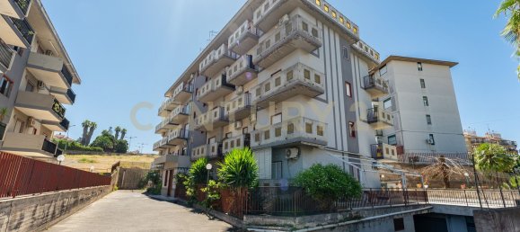 3 bedrooms Apartment in Belpasso, Italy No. 327391 9