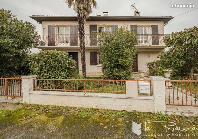 5 bedrooms House in Albi, France No. 311436