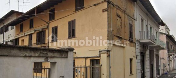 1 bedroom Apartment in Busto Arsizio, Italy No. 13061 7