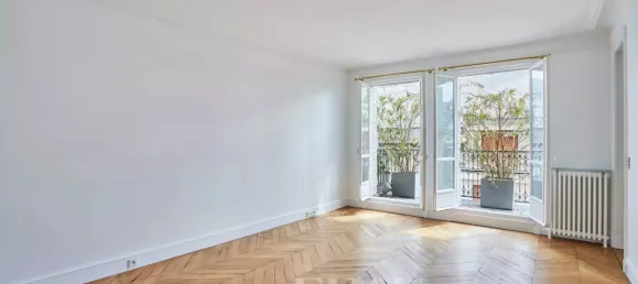 4 bedrooms Duplex in Paris, France No. 182702 5