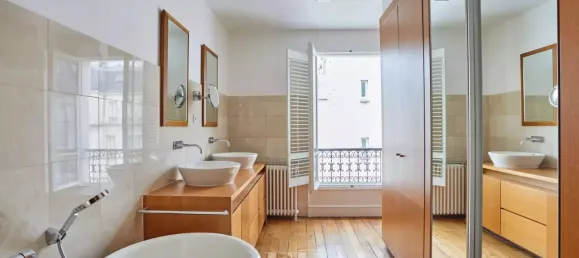 4 bedrooms Duplex in Paris, France No. 182702 11