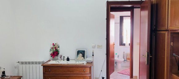 4 Schlafzimmer Haus in Anzio, Italy, Nr. 321442 14