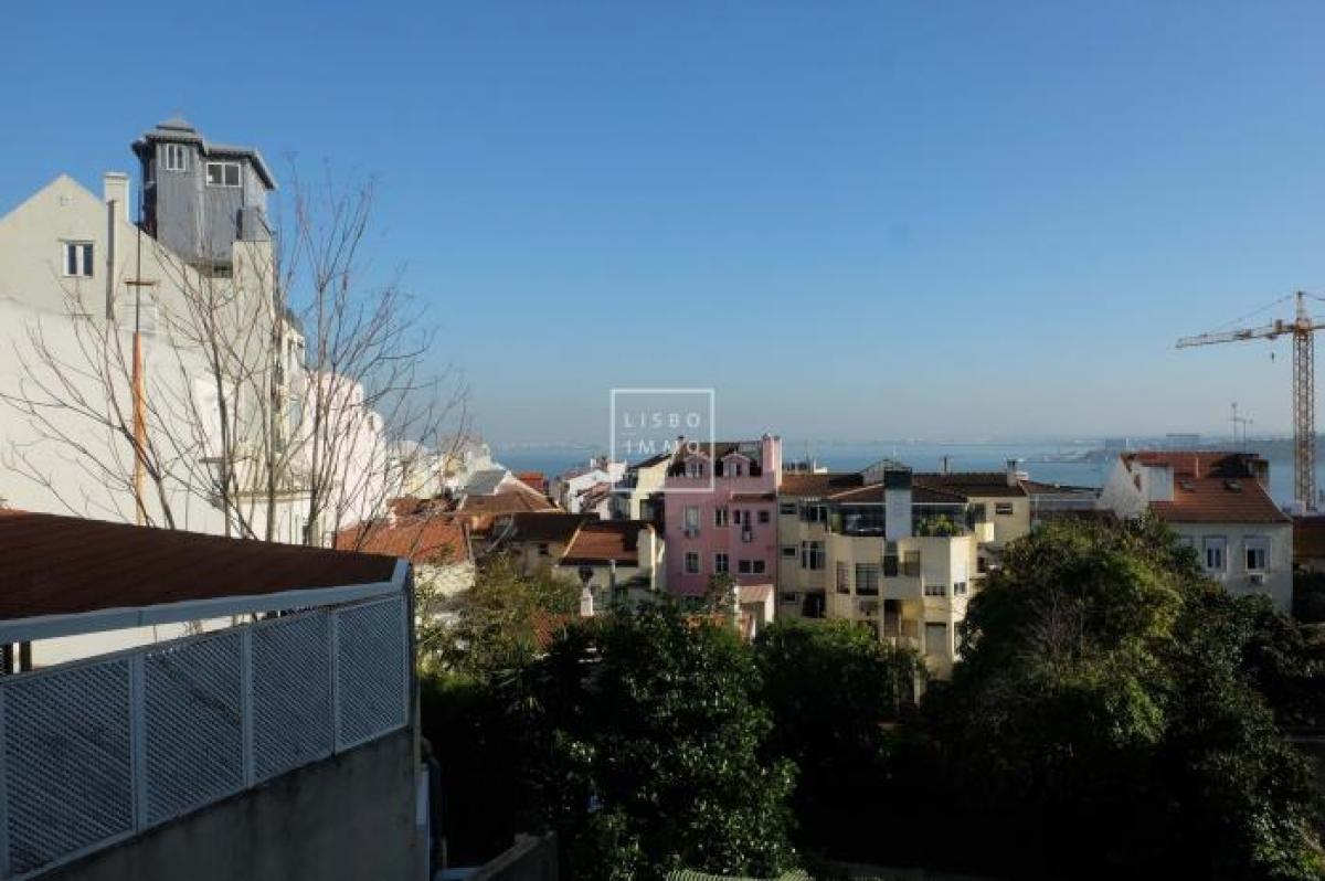 5 غرف نوم منزل في Lisbon, Portugal رقم 3071