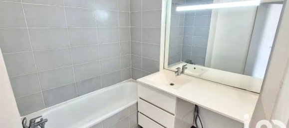 2 bedrooms Apartment in Noisy-le-Sec, France No. 314894 12