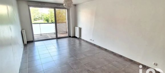 2 bedrooms Apartment in Noisy-le-Sec, France No. 314894 6