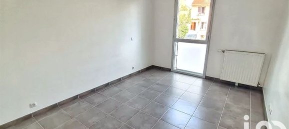 2 bedrooms Apartment in Noisy-le-Sec, France No. 314894 10