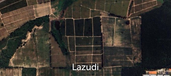  Commercial property in Si Racha, Thailand No. 23545 2