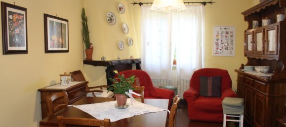 Villa de 6 dormitorios en Carrara, Italy No. 45775 11