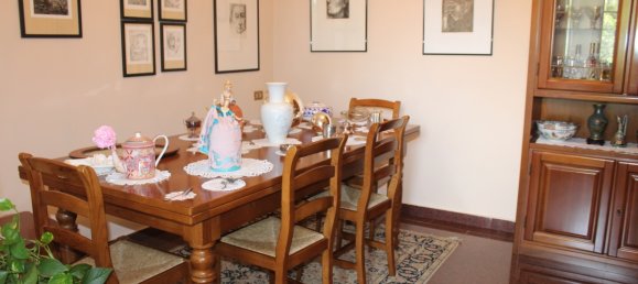 Villa de 6 dormitorios en Carrara, Italy No. 45775 9