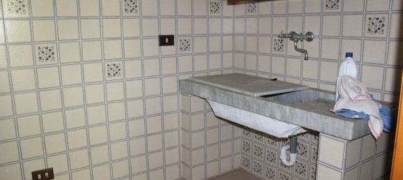 Villa de 6 dormitorios en Carrara, Italy No. 45775 30