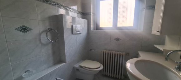 8غرفة فيلا في Valmorea, Italy رقم 2597 49