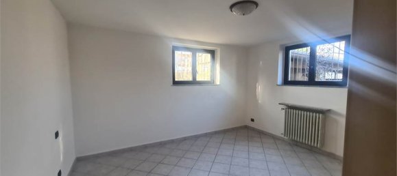 8غرفة فيلا في Valmorea, Italy رقم 2597 47