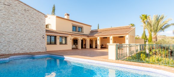 5 bedrooms Villa in Benissa, Spain No. 83104 2