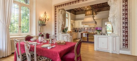 Вилла с 15 спальнями в Варесе, Италия № 188330 35