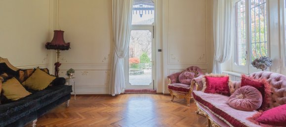 Вилла с 15 спальнями в Варесе, Италия № 188330 38