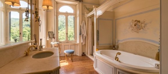 Вилла с 15 спальнями в Варесе, Италия № 188330 48