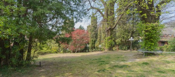 Вилла с 15 спальнями в Варесе, Италия № 188330 17