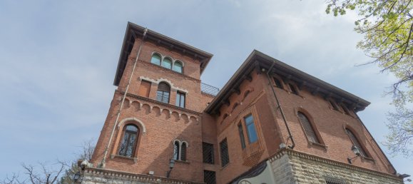 Вилла с 15 спальнями в Варесе, Италия № 188330 12