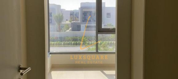 Вилла с 4 спальнями в Дубай Хилс Эстейт, ОАЭ № 112546 12