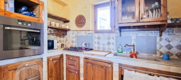 5 rooms House in Cortona, Italy No. 134089 26