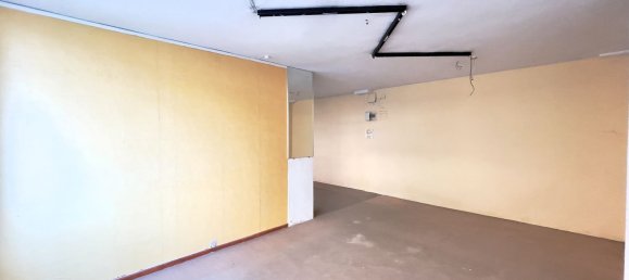 Propiedad comercial en Santander, Spain 108 m² No. 149890 10