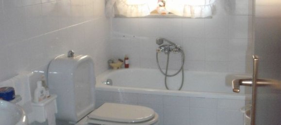 5 rooms Apartment in Catania, Italy No. 153815 11