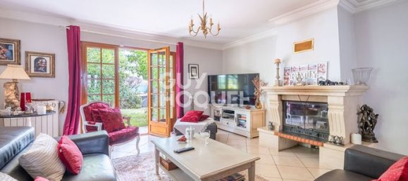 4 bedrooms House in Gagny, France No. 309285 2