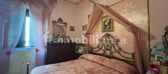 4 rooms Apartment in Naples, Italy No. 40497 12