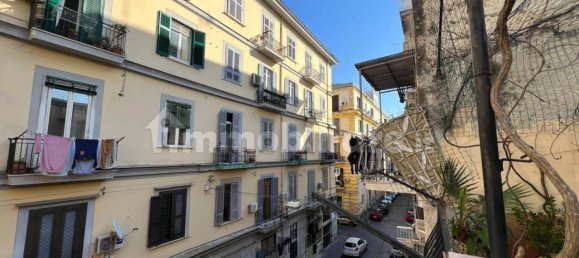 4 rooms Apartment in Naples, Italy No. 40497 24