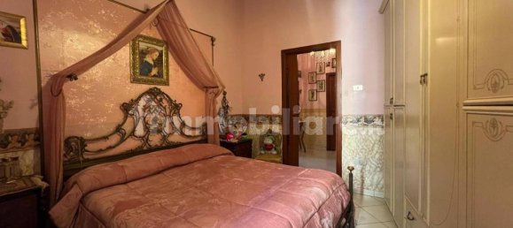 4 rooms Apartment in Naples, Italy No. 40497 13