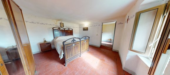 4 bedrooms House in Borgo a Mozzano, Italy No. 235309 12