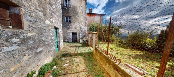 4 bedrooms House in Borgo a Mozzano, Italy No. 235309 23