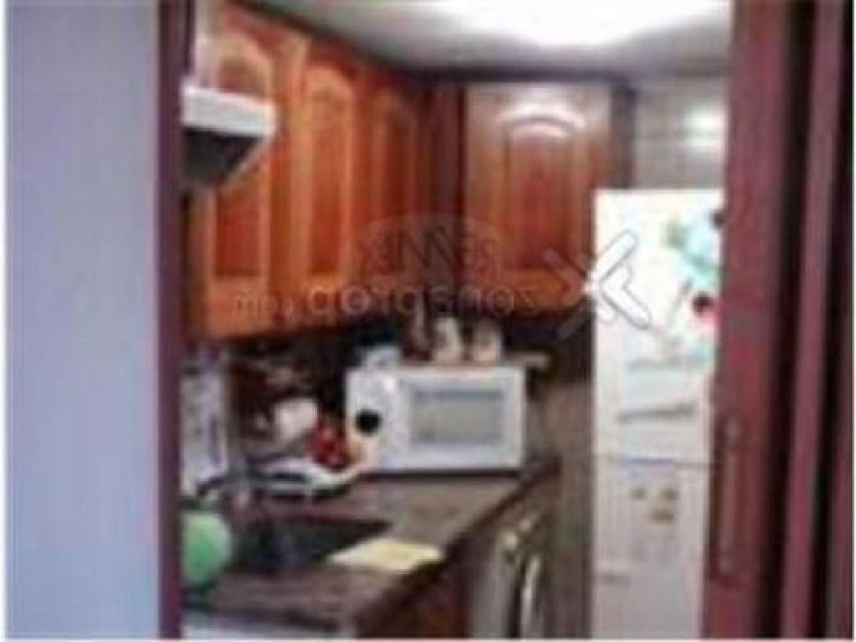 2 bedrooms House in Buenos Aires, Argentina No. 81974