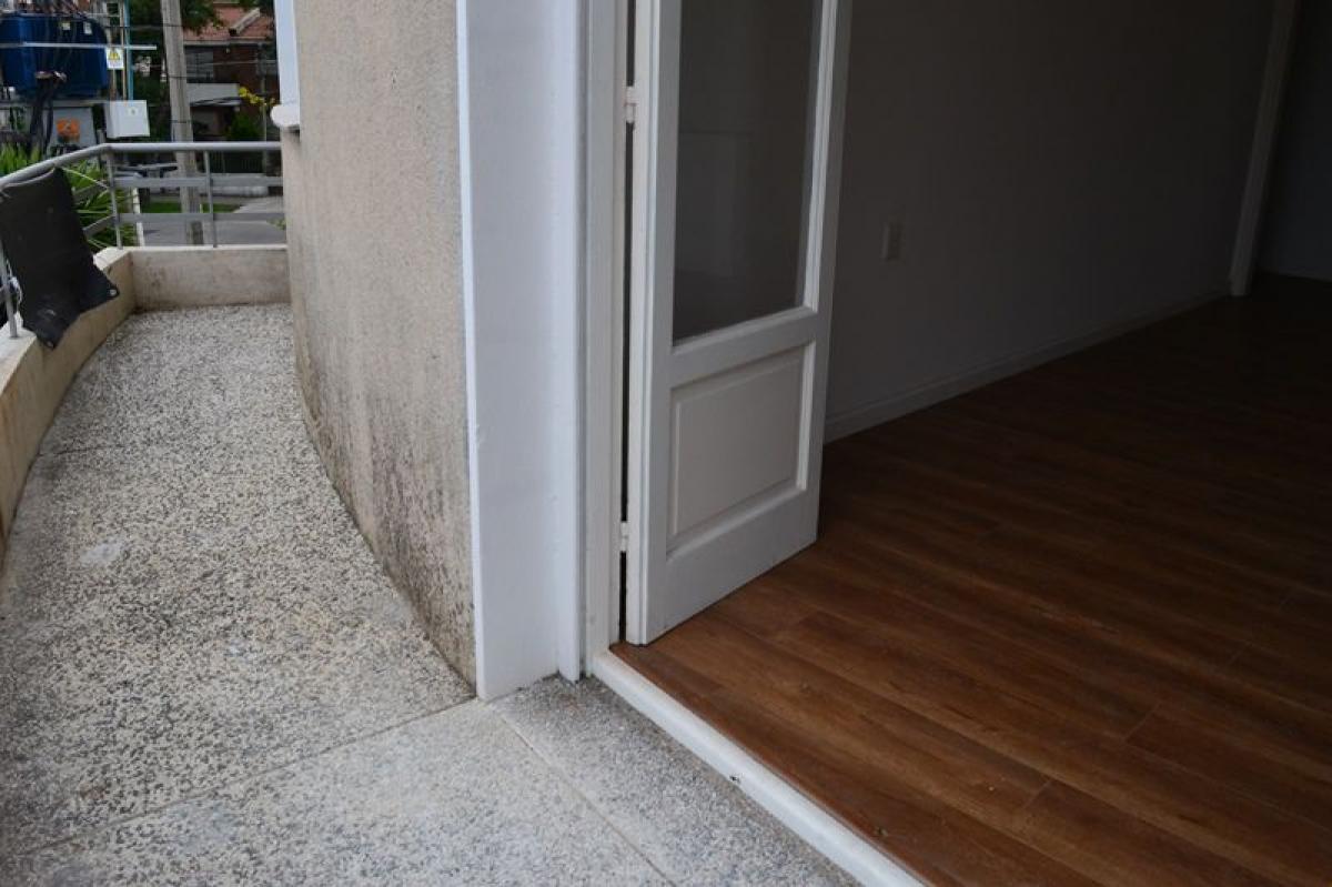 2 bedrooms House in Montevideo, Uruguay No. 8010