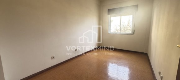 Квартира с 3 спальнями в Лориш, Португалия № 95038 10