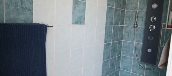 3 bedrooms House in Parmain, France No. 286032 16