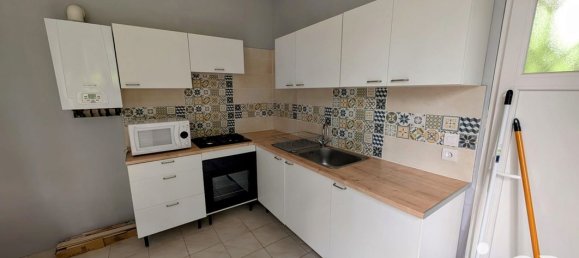 3 bedrooms House in Parmain, France No. 286032 9