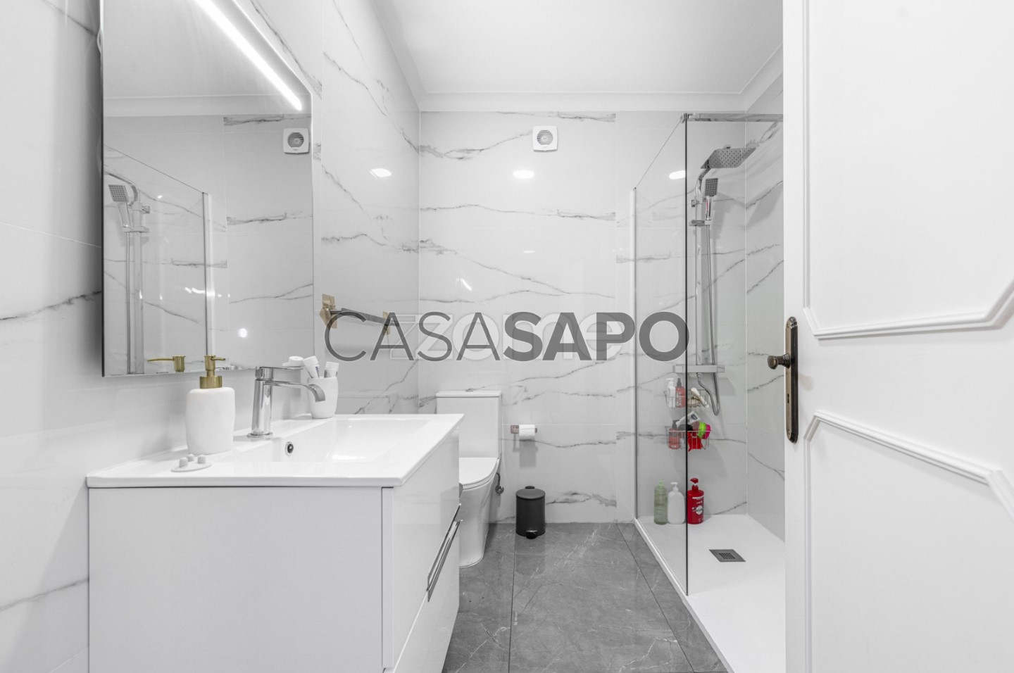 2 bedrooms Apartment in Aguas Santas, Portugal No. 294628