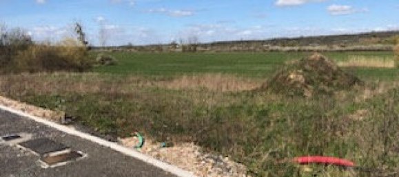  Land in Lemud, France No. 72093 4