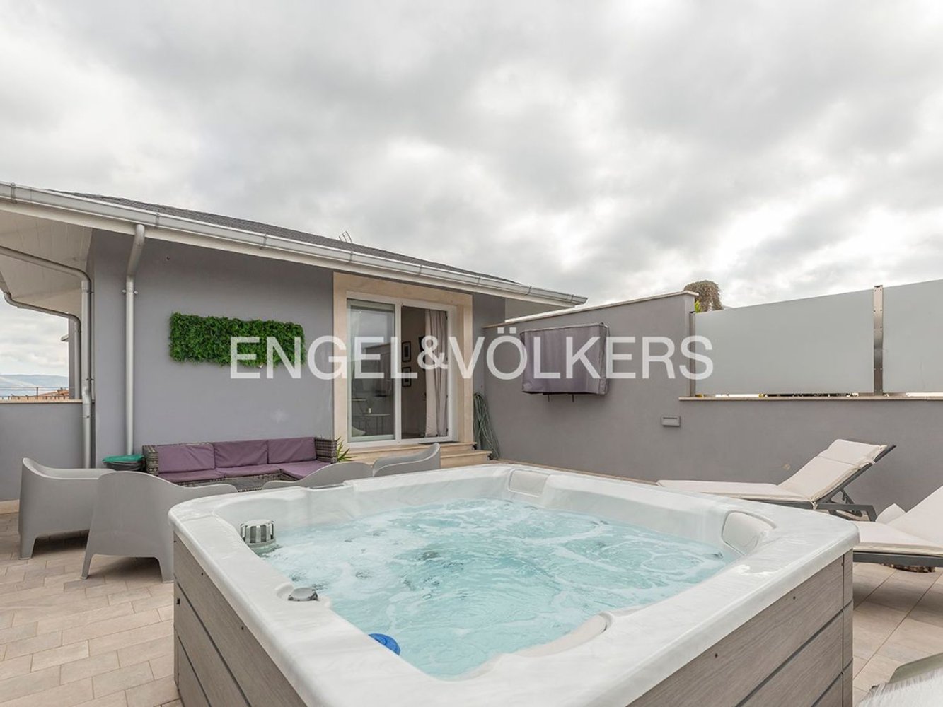 2-salle Appartement à Velletri, Italy No. 128407