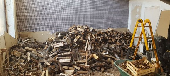 7 rooms Apartment in Terranuova Bracciolini, Italy No. 258615 5