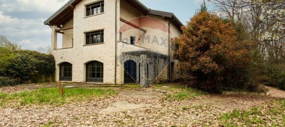 3 bedrooms Villa in Camparada, Italy No. 327958 4