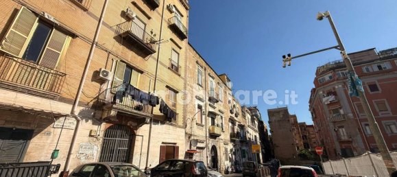 2 bedrooms Apartment in Naples, Italy No. 357648 8