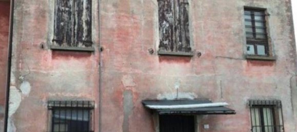 10غرفة شقة في Marmirolo, Italy رقم 125577 2